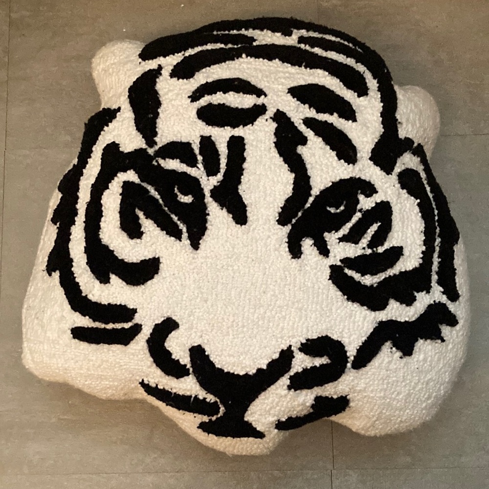 Tiger Throw Pillow